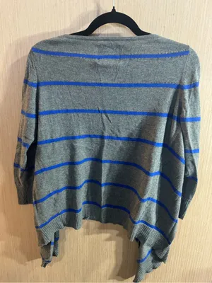 American Eagle Outfitters Gray Cardigan with Blue Stripes Size Small thumbnail 4