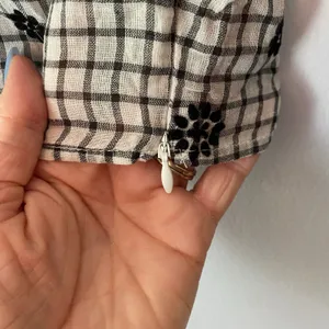 LoveShackFancy Blake Cropped Floral Ruffle Blouse Black White Women's size Large thumbnail 7