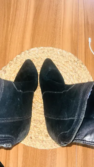 Ivanka Trump suede booties  thumbnail 4