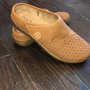 Earth origins slip on shoes size 8M thumbnail 8
