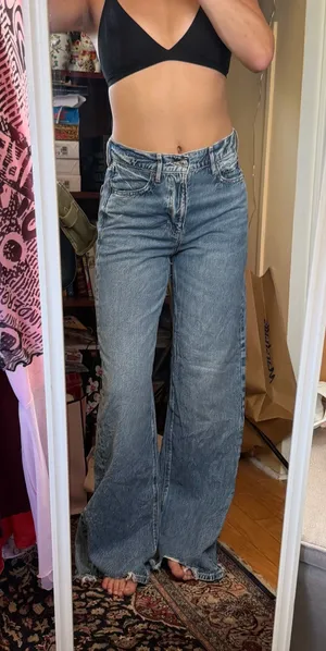 american eagle jeans  thumbnail 1