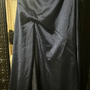 Blue Ruched Backless Spaghetti Strap Gown Size 6 thumbnail 2