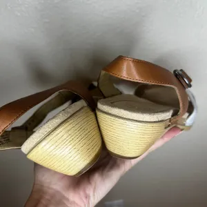 Dansko two tone white brown leather sandals WOMENS 40 thumbnail 4