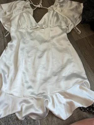 Selfie Leslie Eyes On You Pleated Bust Angel Sleeve Ruffle Hem Dress White thumbnail 3
