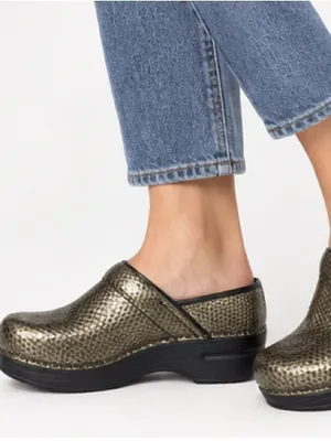 Dansko Patent Geometric Embossed Professional Clogs Shoes Green Nursing Size 10 thumbnail 4