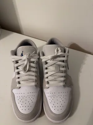 Men’s Jordan 1 Low  thumbnail 3