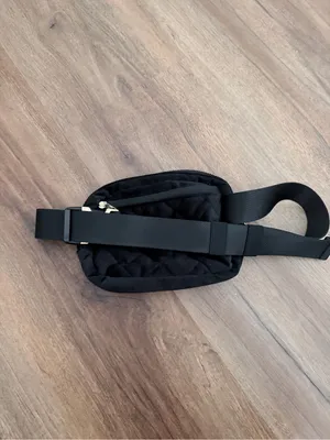 NWOT Wantable black velvet belt bag thumbnail 6