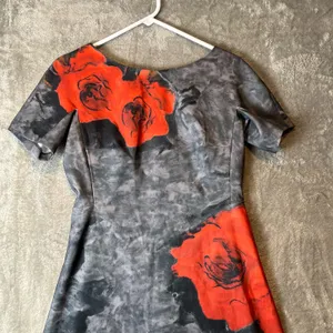 Kay Unger Women’s Floral Dress size 4‎ thumbnail 2