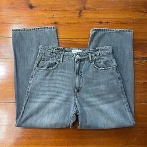 Zara High Rise Wide Leg Baggy Fit Jeans - Size 10 thumbnail 3