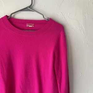 J‎ Crew Sweater Womens Medium Pink 100% Cashmere Crewneck Pullover Soft Classic thumbnail 2