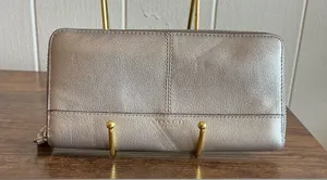 A Rare HTF Vintage Coach Silver Metallic Leather Zip Around Continental Wallet thumbnail 1