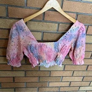 NWT Urban Outfitters Women’s Rainbow Pastel Tie Dye Puff Sleeve Crop Top Size S thumbnail 4