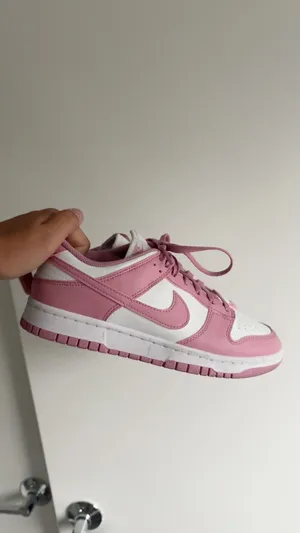 Nike Dunk Low thumbnail 4