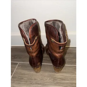 UGG Australia Lynnea II Leather Clog BOOTS Leather Fold Sz 7 Sheepskin‎ Lined thumbnail 4