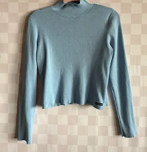 Calvin Klein Top thumbnail 1