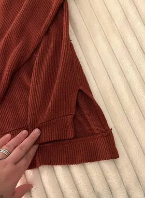 Sweater thumbnail 4