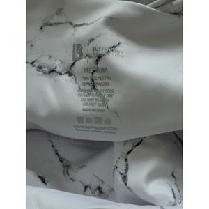 BuffBunny Limitless White Marble Size M Seamless Pocket Biker 4" Inseam‎ Shorts thumbnail 2