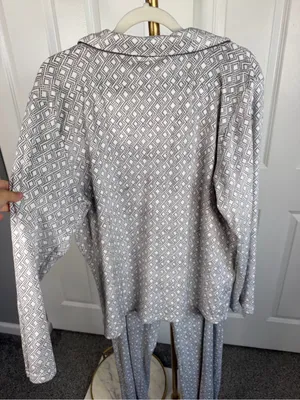 Nicole Miller New York XXL Ultra Soft Geometric Pajama Set NWOT thumbnail 9