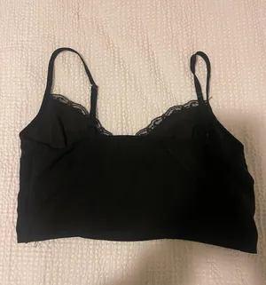 Princess Polly Old School Love Lace Crop Top Black thumbnail 3