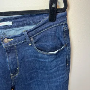 Levi's 515 Bootcut Jeans Dark Blue Denim Wash Mid Rise Zip Stretch Classic Sz 14 thumbnail 5