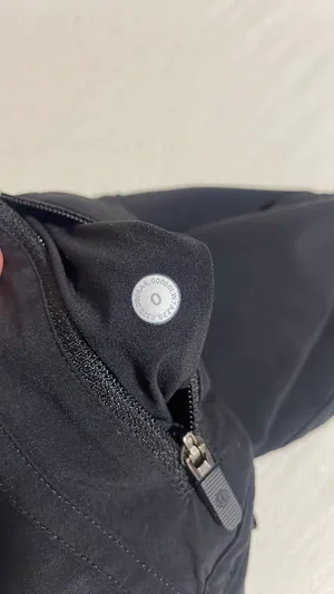 Lululemon Shorts thumbnail 6