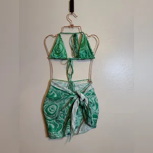 Frankies Bikinis‎ Satin Bikini Set and Sarong in Rainforest thumbnail 2