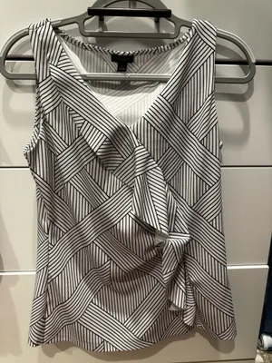 Chic Striped Wrap Ann Taylor Blouse 🖤🤍 thumbnail 1