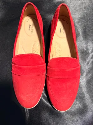 Clarks Women’s Loafers 9.5 Leather M thumbnail 1