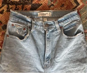 Abercrombie & Fitch Curve Love Ultra High Rise The Ankle Straight Jeans thumbnail 8