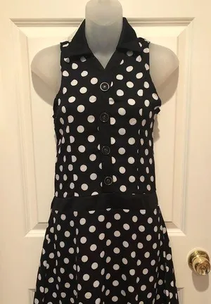 New dress Size M thumbnail 1