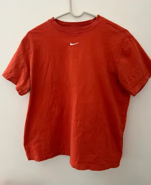 The Nike Tee Loose Fit Orange Tee thumbnail 1