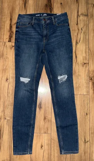 Old navy jeans thumbnail 1