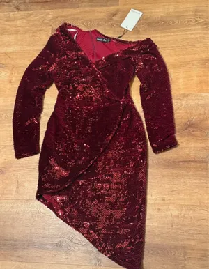 Lavish Alice Dress thumbnail 1
