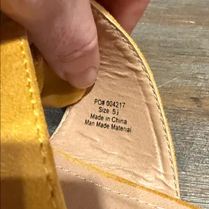 Journee‎ Collection Telulah Yellow Bow Mule Slip-On Flats Size 5.5 NIB thumbnail 11