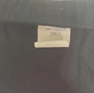 Source Unknown An unbranded black skirt Size L thumbnail 4