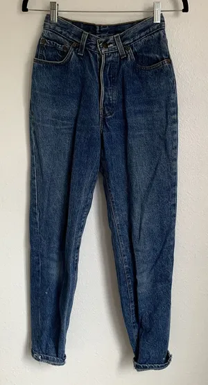 Vintage Levi's‎ High Waisted Jeans Rolled Hem Medium Blue Button Fly Tapered thumbnail 1