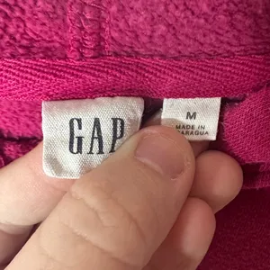 GAP Bold pink women’s size large Hoodie thumbnail 15