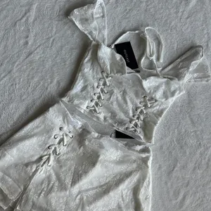 Outcast Clothing Dalia Crop Top Mini Skirt White Set thumbnail 4