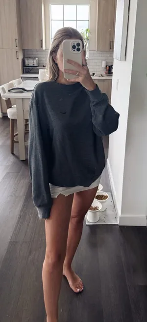 Nike Dark Gray Crewneck Sweatshirt (Size Medium) thumbnail 1