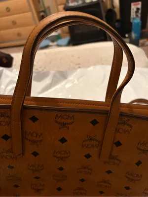 MCM Cognac Year of the mouse Visetos Tote‎ with Yellow Cheese & Pink Mouse Patch thumbnail 9