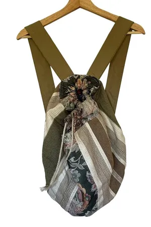Vintage patchwork quilted backpack drawstring closure stripes beige floral pink‎ Pink thumbnail 1