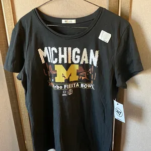 FINAL MARKDOWN 47 Brand Women's Black Michigan 2022 fiesta bowl tee large NWT thumbnail 1