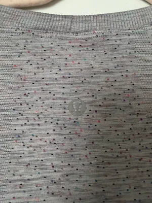 Lululemon Top thumbnail 3