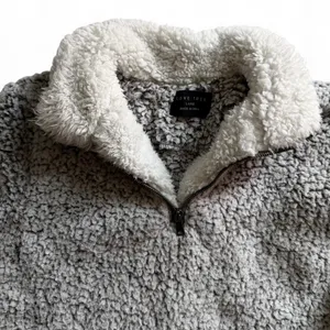 Love Tree Gray Sherpa Quarter Zip Pullover Women’s Large thumbnail 3