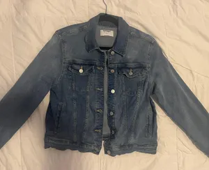 Old Navy Jean Jacket thumbnail 1