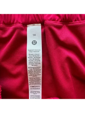 Lululemon Hotty Hot High Rise Short 2.5” Mulberry Spark Size 14 NWT thumbnail 5