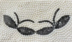 Vintage Small Ivory Pearl Glass Bead Butterfly Design Kiss Lock Bridal Clutch thumbnail 6