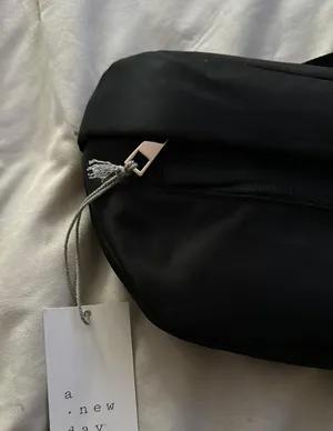 Black belt bag a new day thumbnail 2