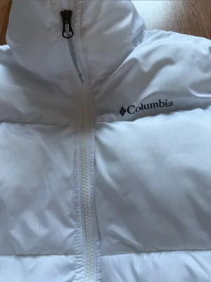 Columbia White Quilted Puffer Jacket thumbnail 2