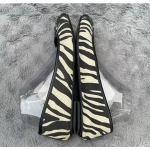 Zebra Ballet Flats Lauren Ralph Lauren Abigail II Black White Buckle Size 8B thumbnail 9